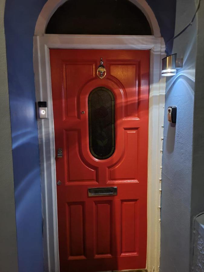Lobster Cottage - Stylish 3 Bedroom Cottage In Heart Of Tenby Town, Pembrokeshire エクステリア 写真
