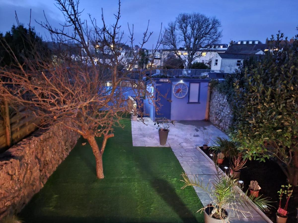 Lobster Cottage - Stylish 3 Bedroom Cottage In Heart Of Tenby Town, Pembrokeshire エクステリア 写真